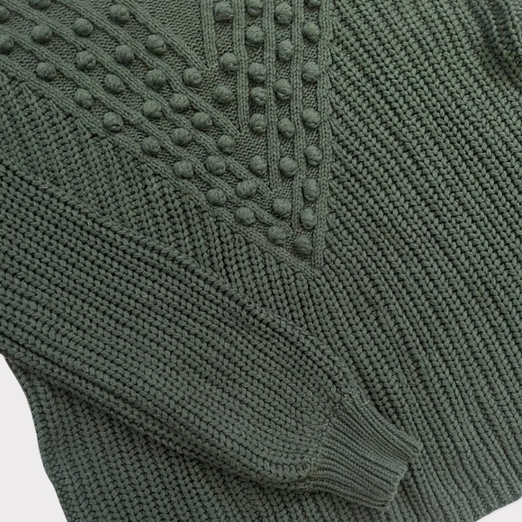 Women's Dark Green Soft Knit Chevron Pom Pom Sweater In Loom Size M/L - Picture 6 of 7